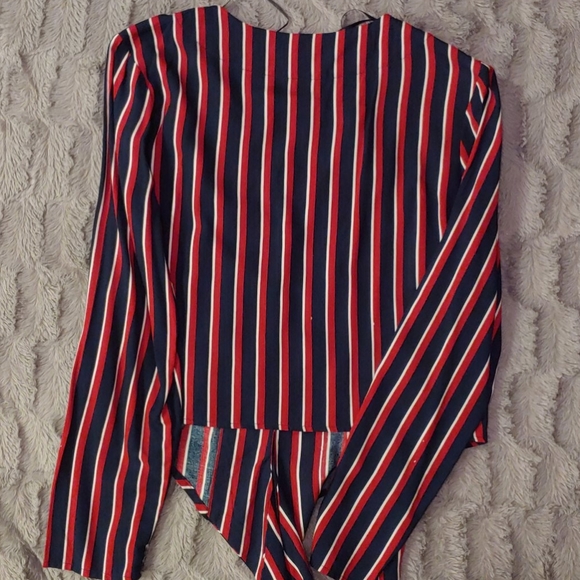 Red, White, and Blue Short Blouse - Picture 2 of 5